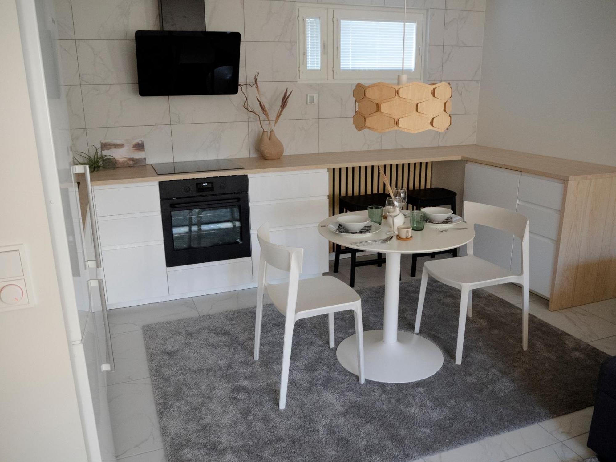 Nordic Guest Suite 1 ロヴァニエミ エクステリア 写真